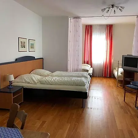 Szálloda Gaeubodenhof Straubing